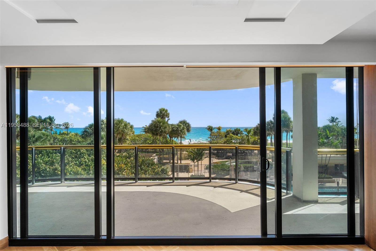 9999 Collins Ave 2