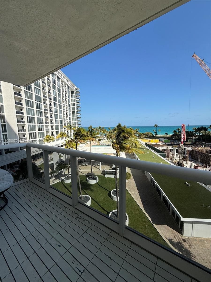 10275 Collins Ave 420 photo 14