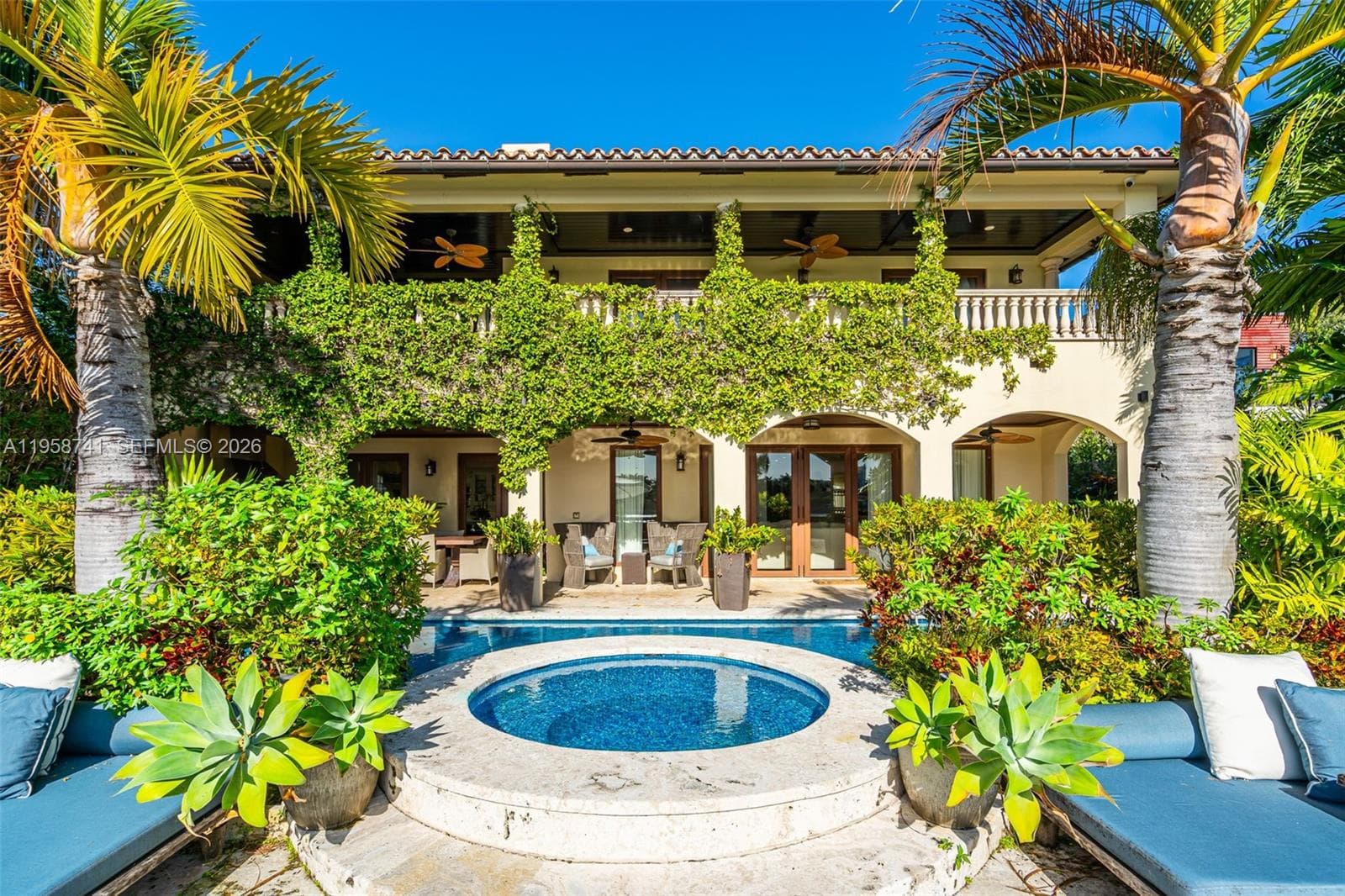1398 Bay Dr 2