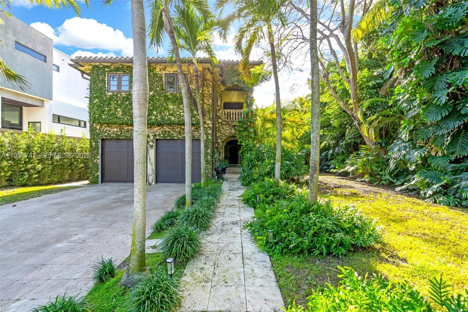 1398 Bay Dr photo 7