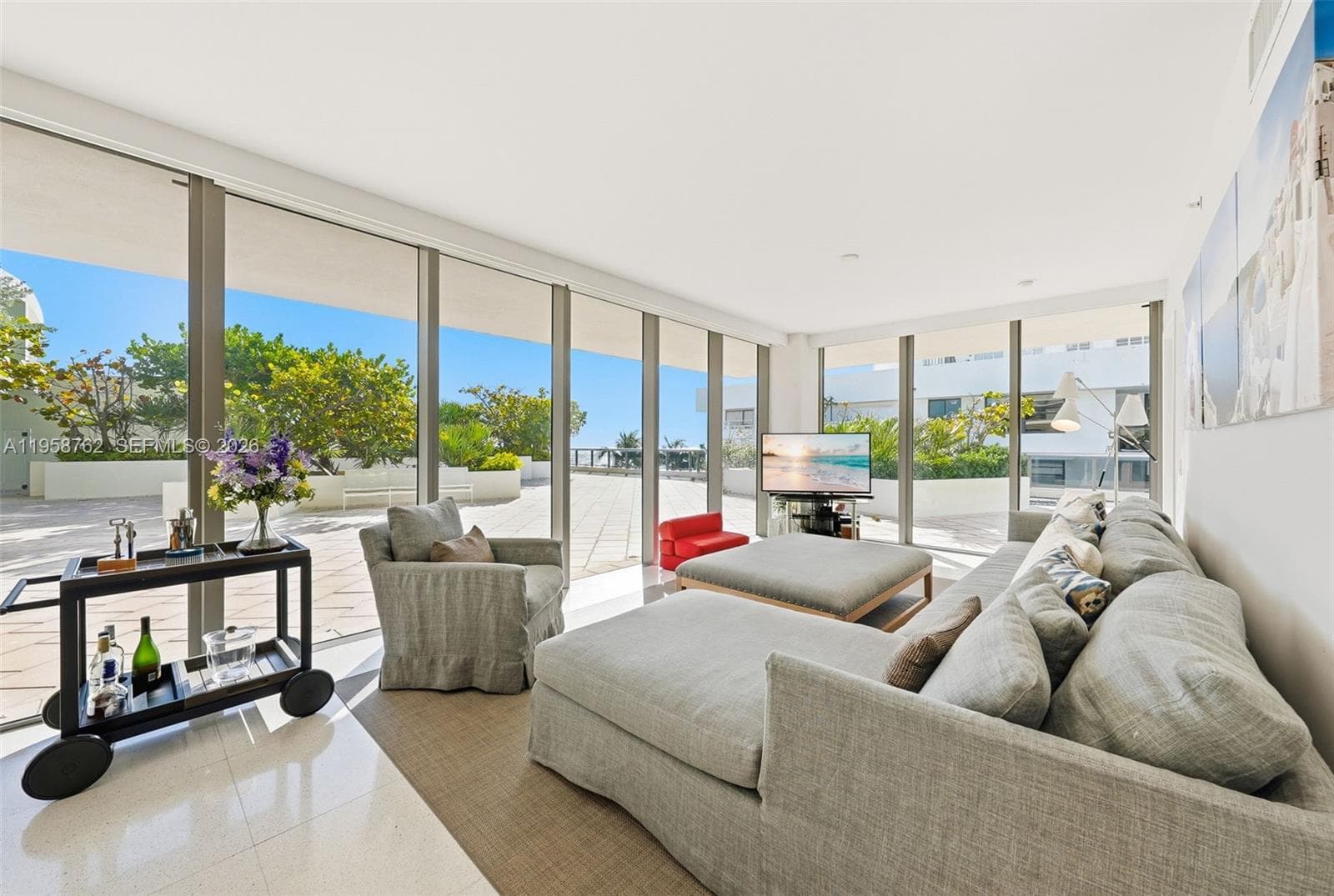 5875 Collins Ave 2