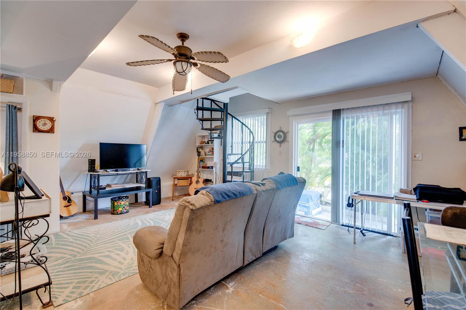 31033 Hibiscus Dr 4