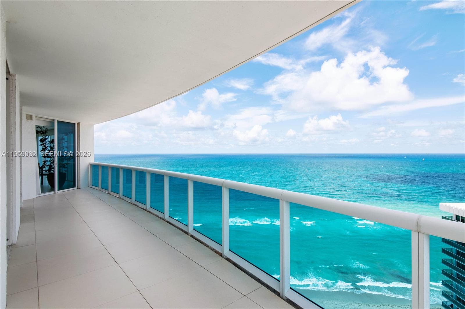 2711 Ocean Dr 2