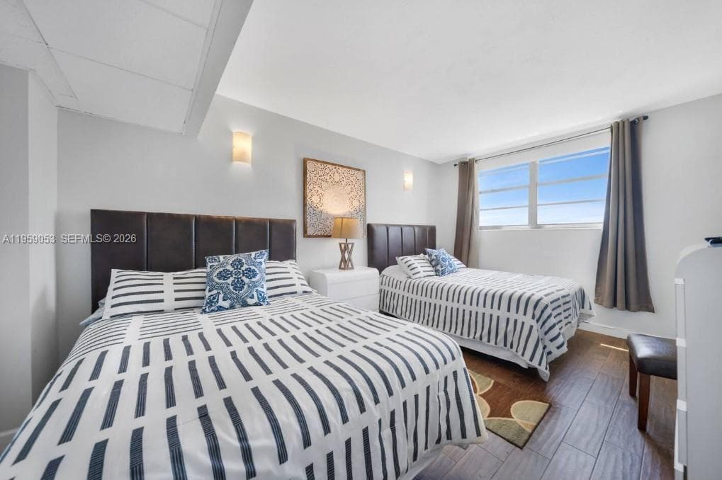 3801 Ocean Dr 11N photo 17