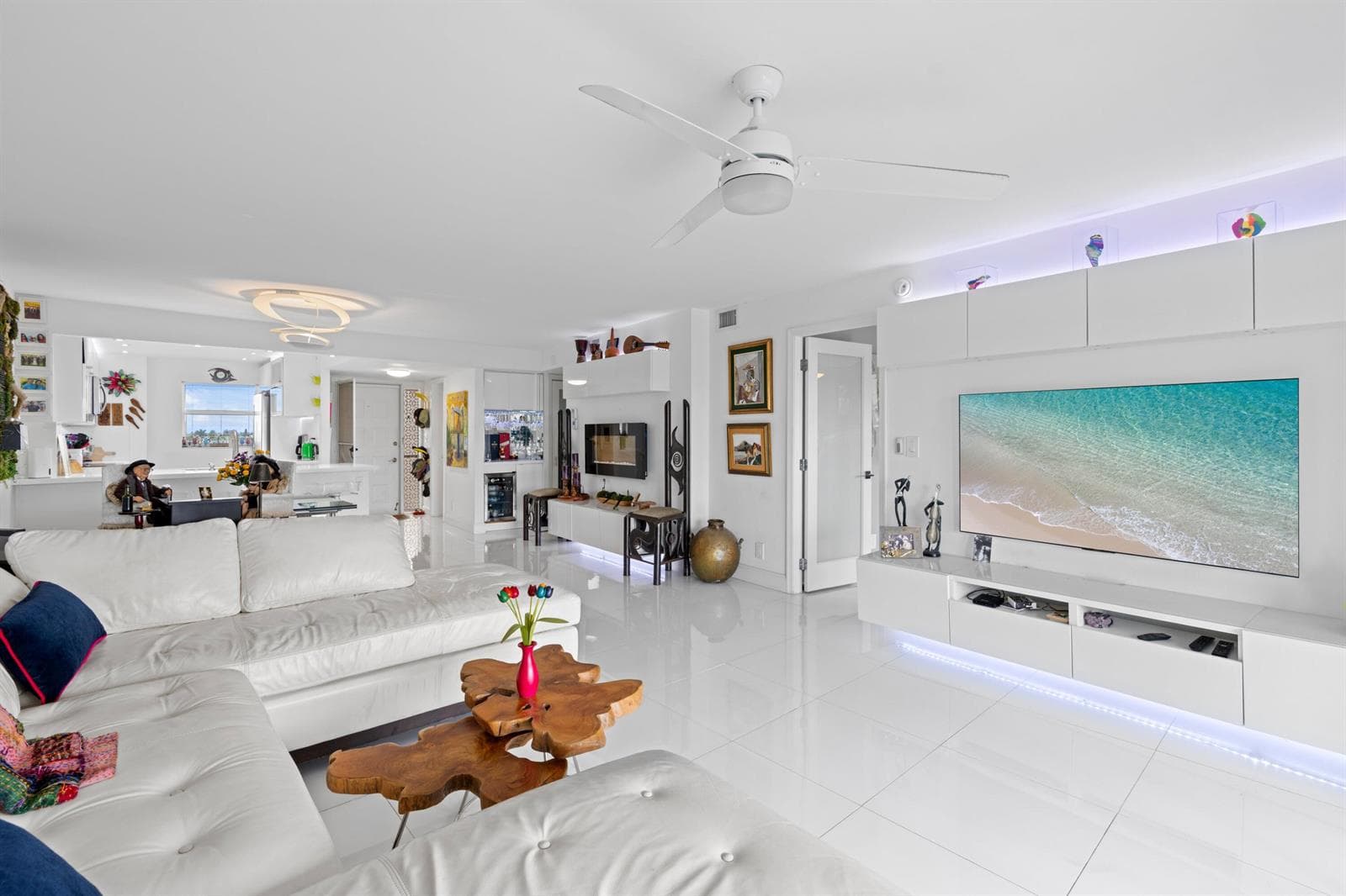 1523 E Hillsboro Boulevard #634 5