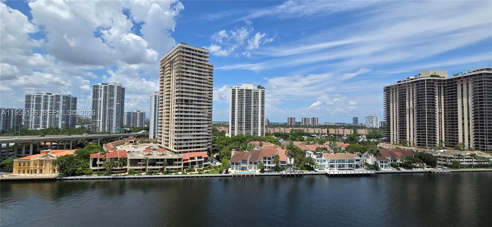 19390 Collins Ave 1223 photo 25