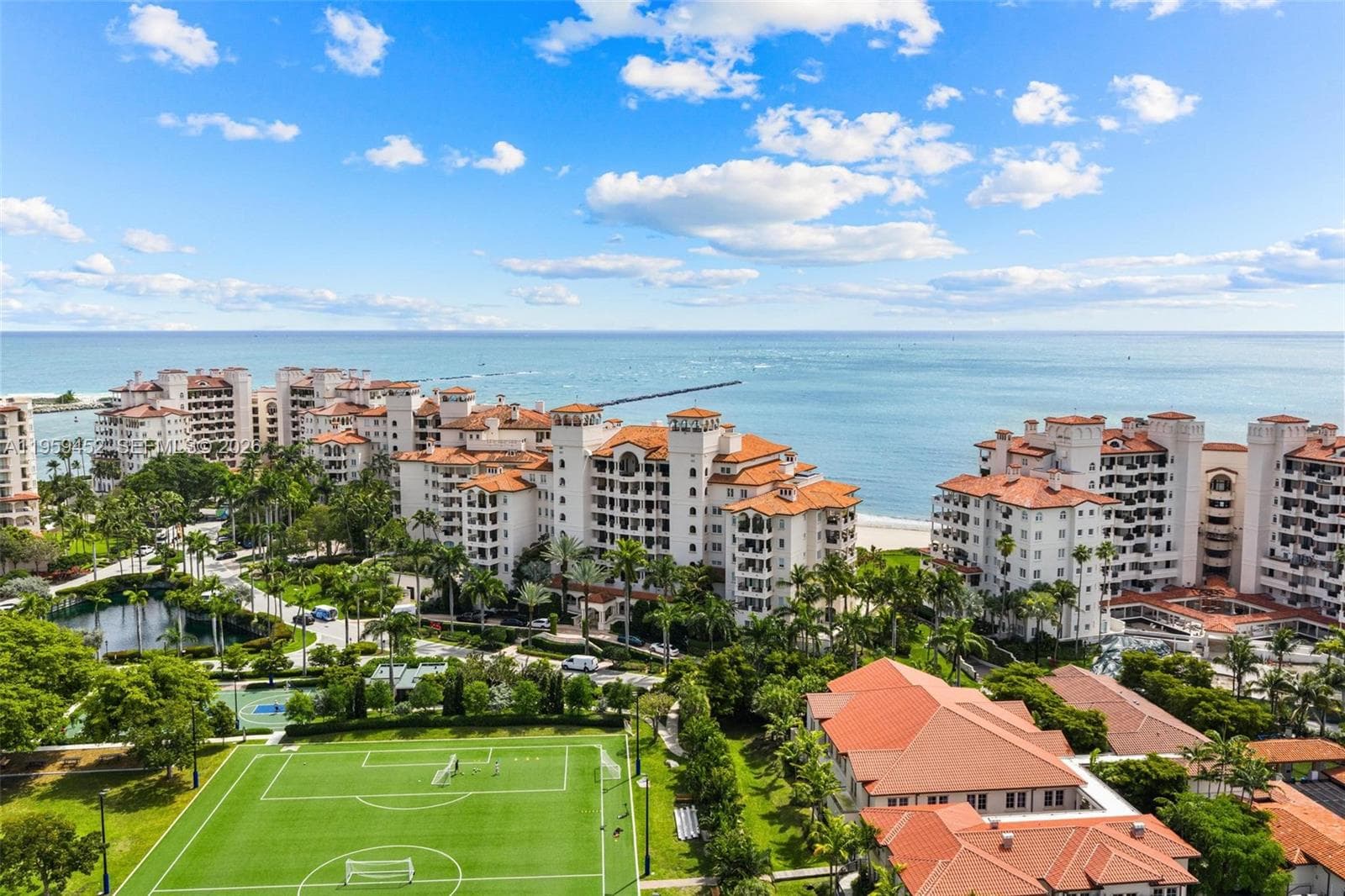 7600 N Fisher Island Dr 7662 photo 16