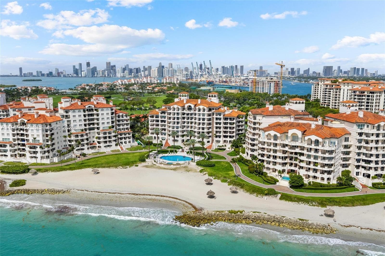 7600 Fisher Island Dr 7662 photo 8