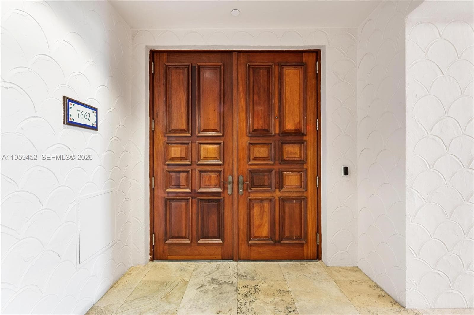 7600 N Fisher Island Dr 7662 photo 21