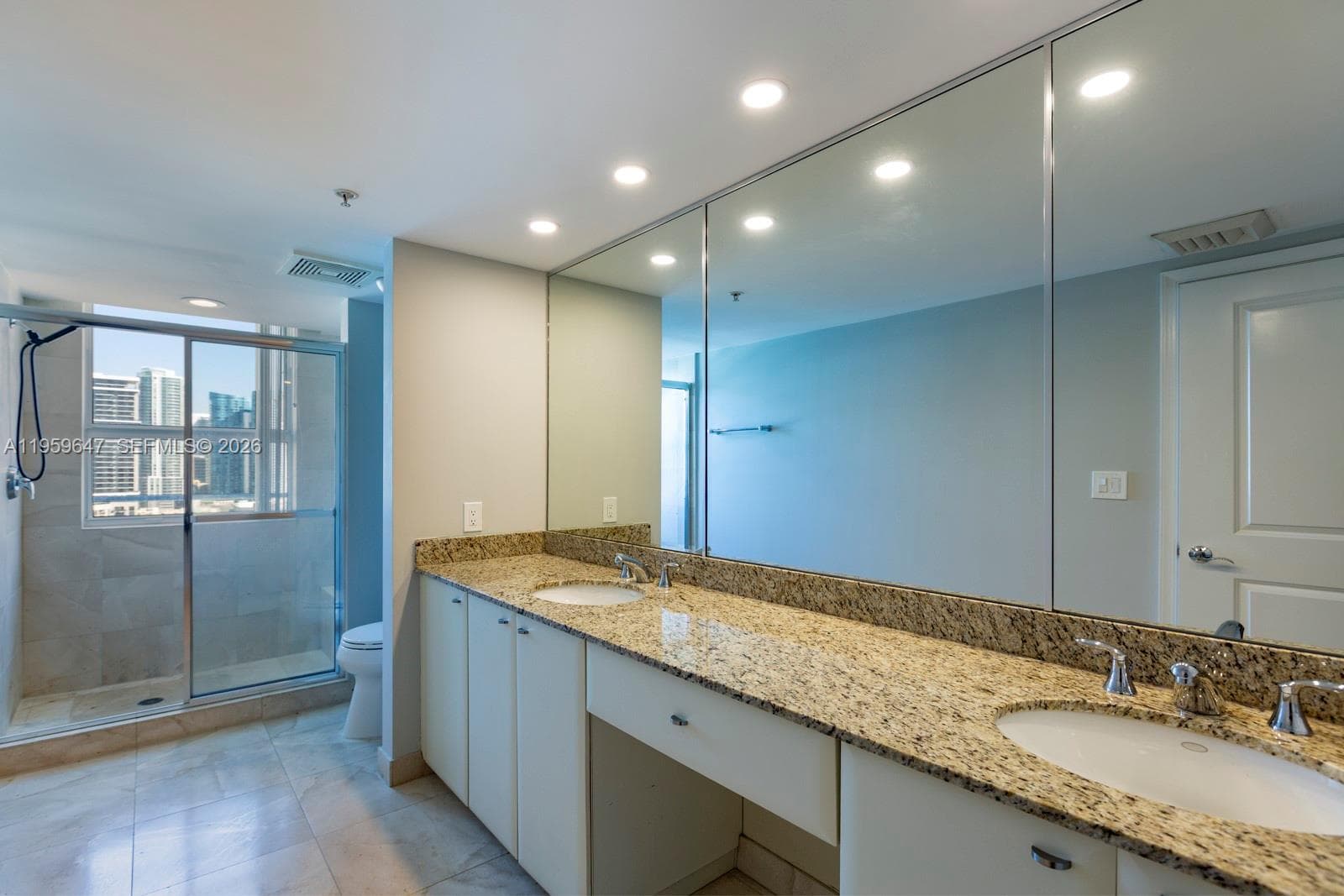 610 W Las Olas Blvd 2014N photo 21
