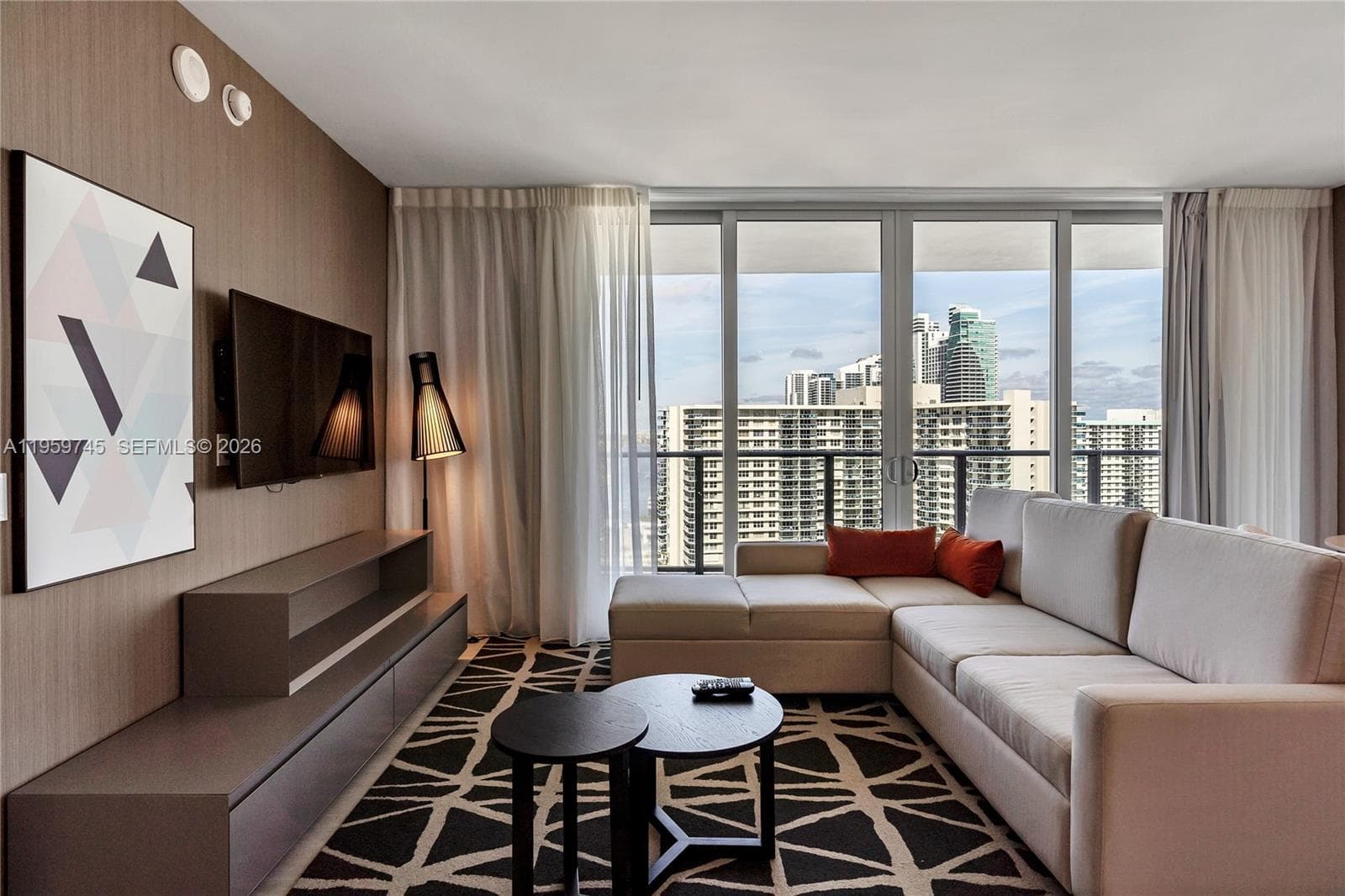 4010 Ocean Dr 3