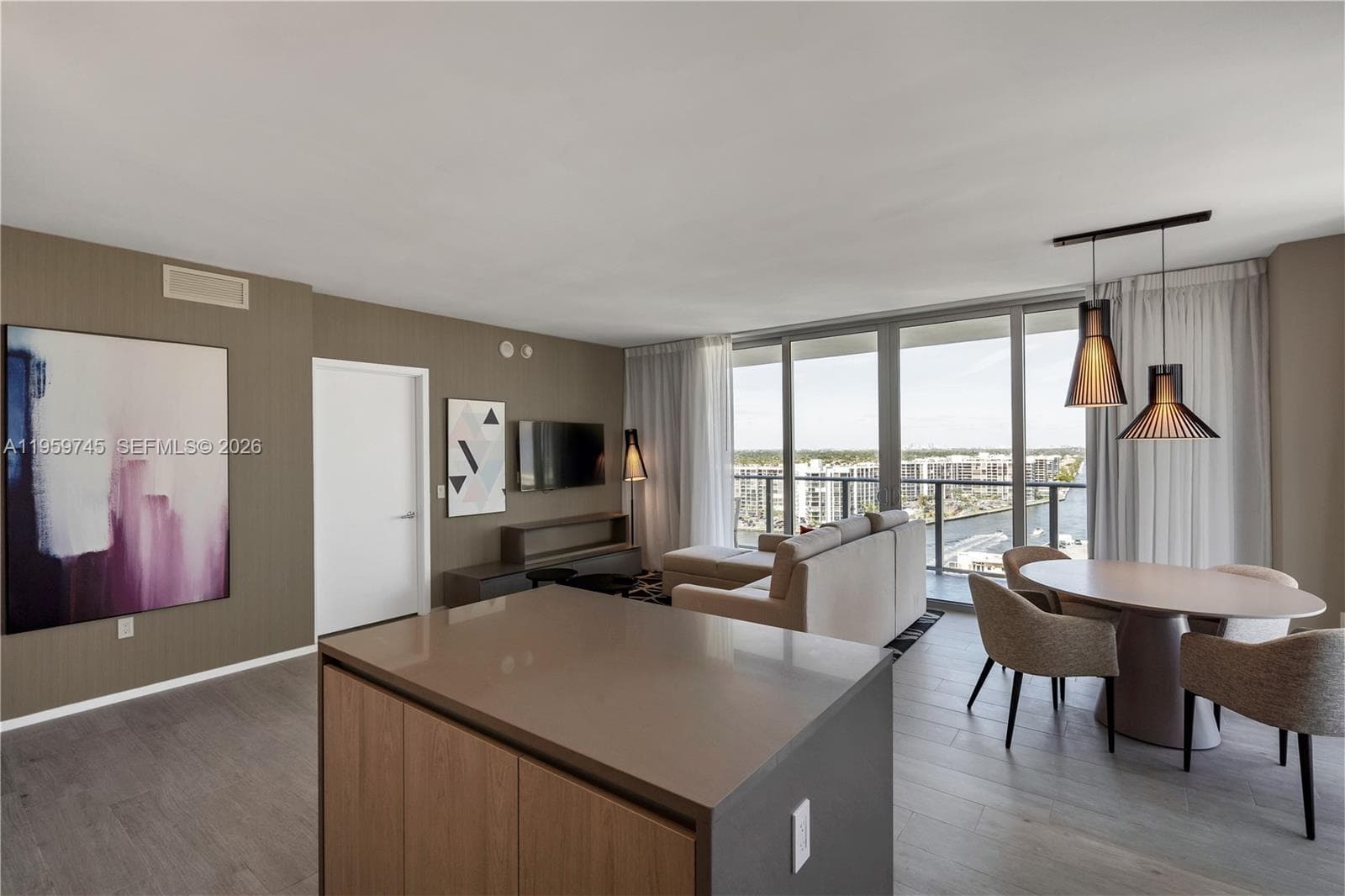 4010 Ocean Dr R2301 photo 10