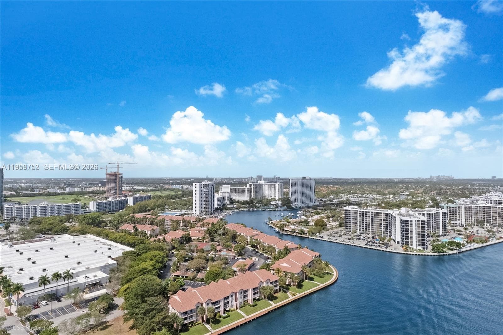 4010 Ocean Dr 3