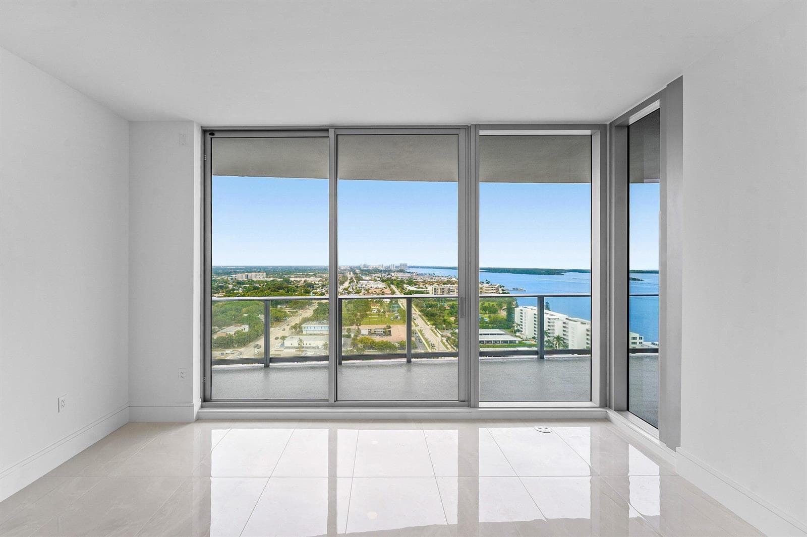 220 Lake Shore Drive #2005 4