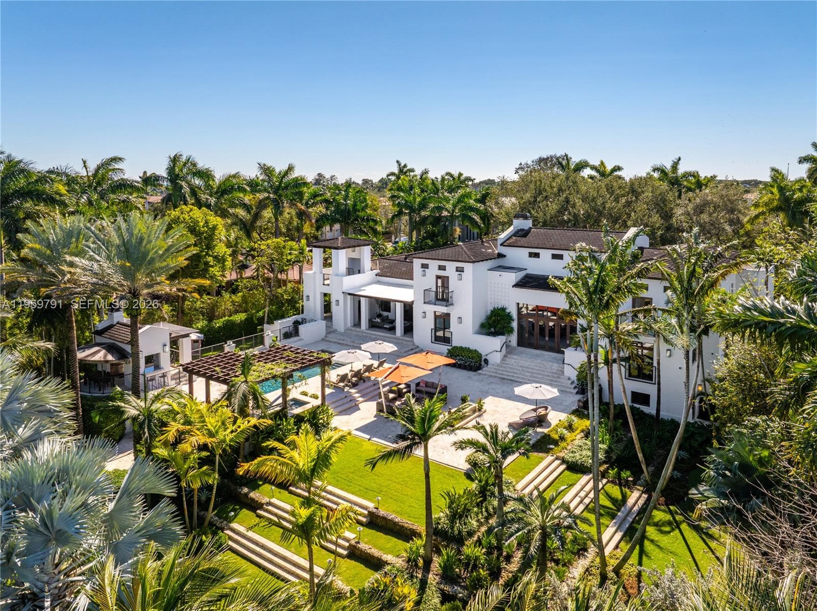 555 Arvida Pkwy 3