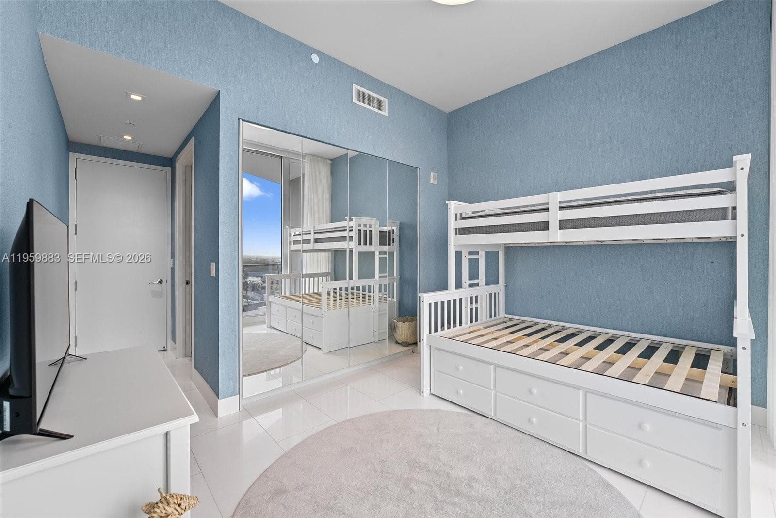 16901 Collins Ave 2503 photo 19