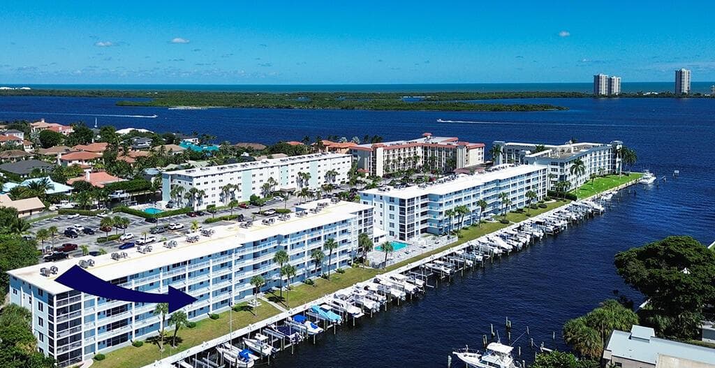 108 Paradise Harbour Boulevard #210 2