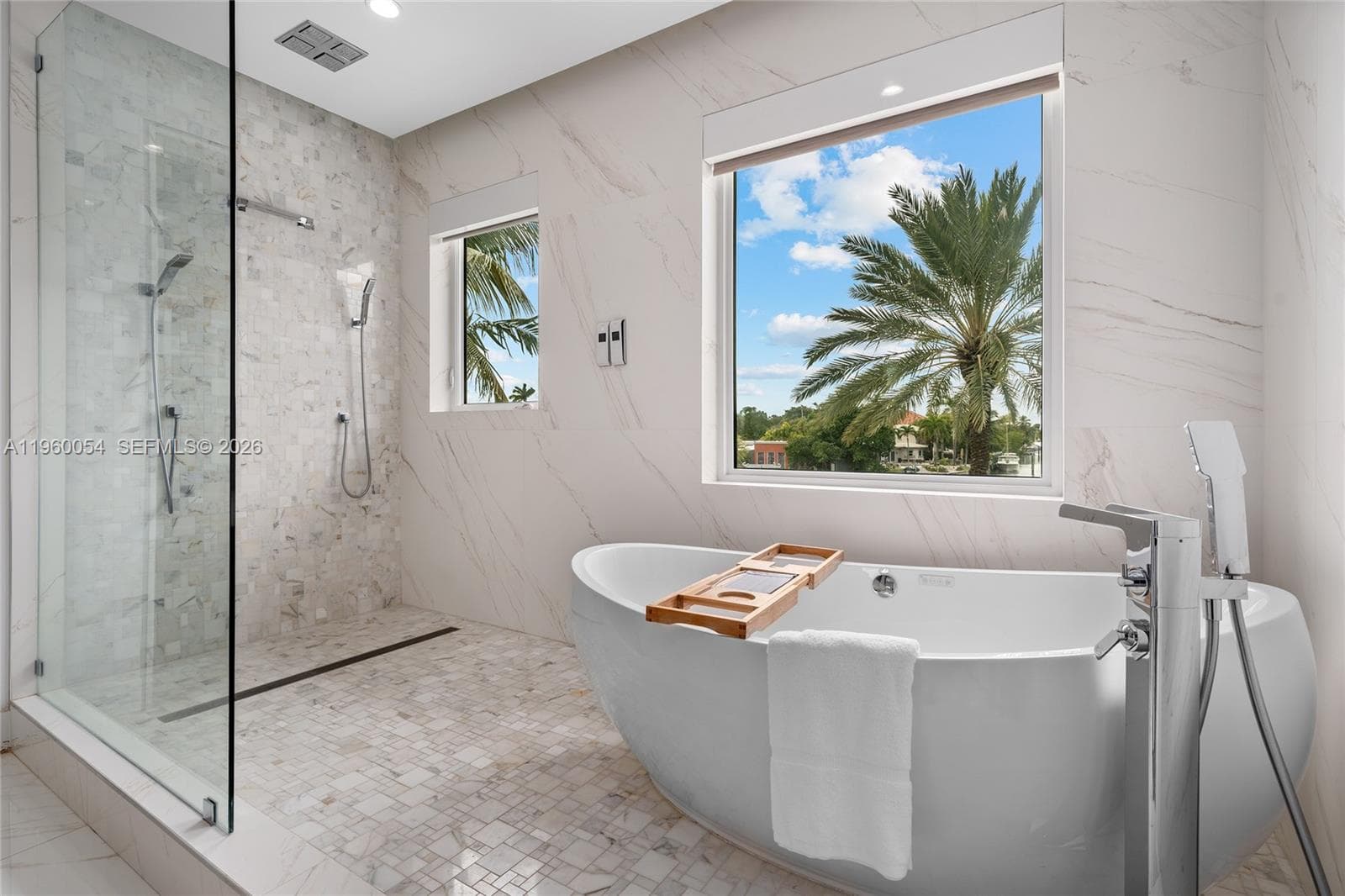 12880 Bayshore Dr photo 22