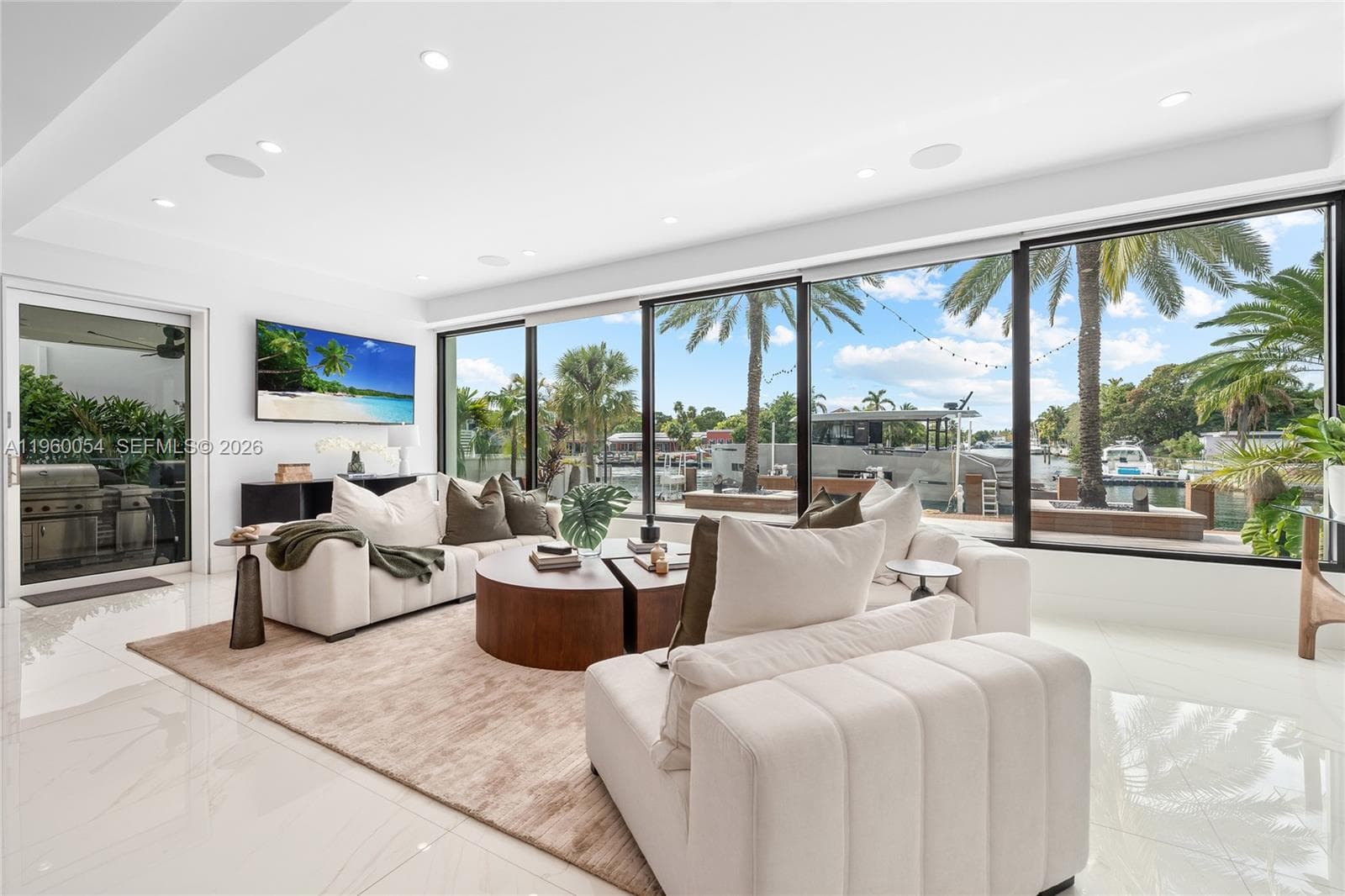 12880 Bayshore Dr 1