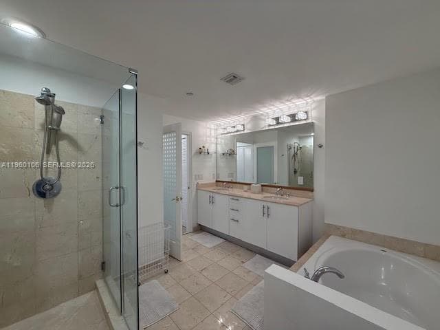 3330 NE 190th St 1815 photo 17