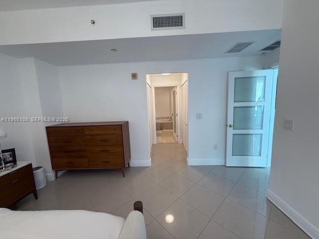 3330 NE 190th St 1815 photo 14
