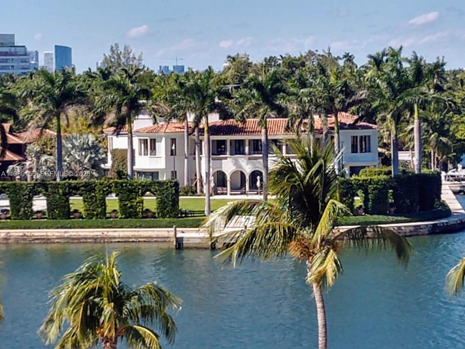 5005 Collins Ave 504 photo 8