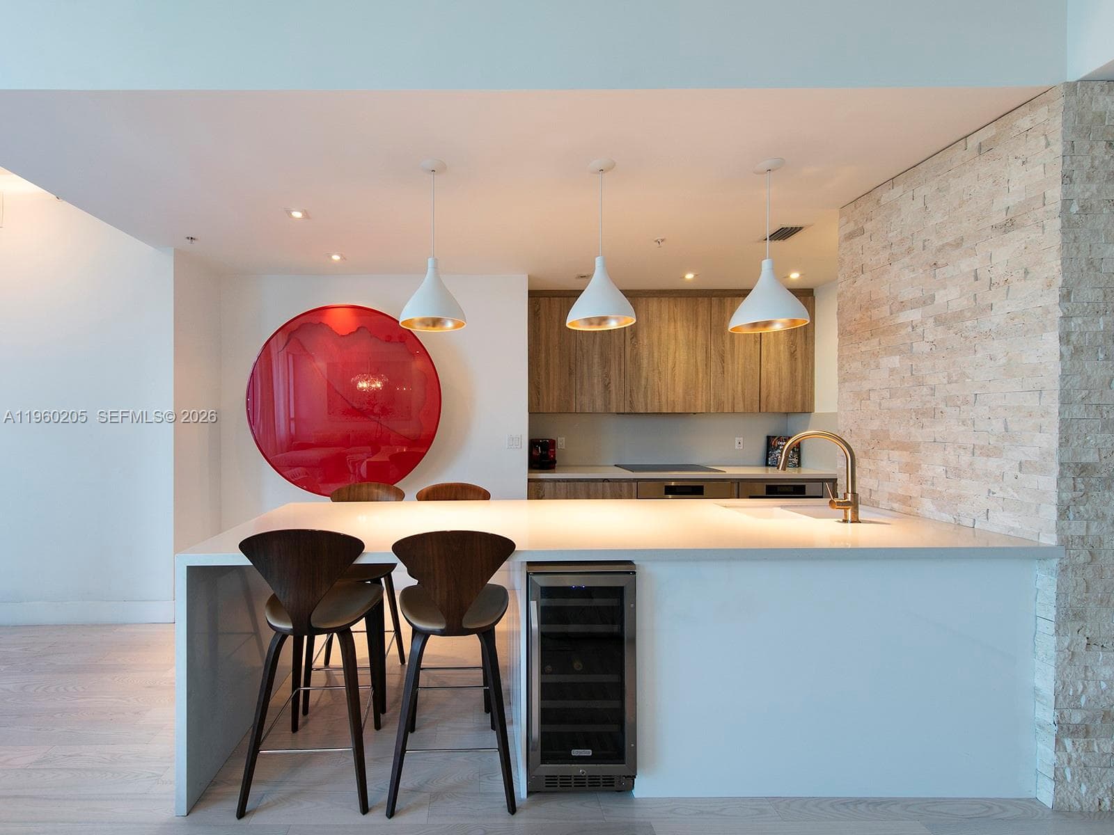 50 Pointe Dr 3