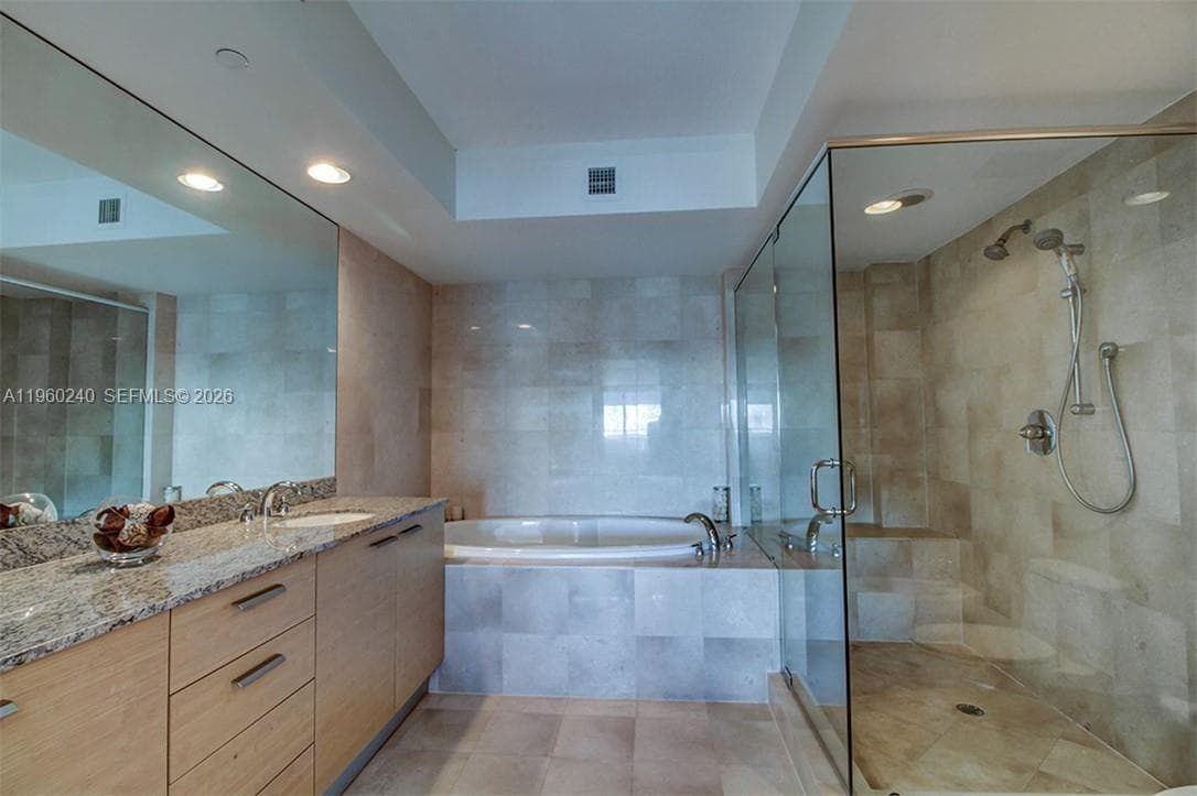 1830 S Ocean Dr 4404 photo 11