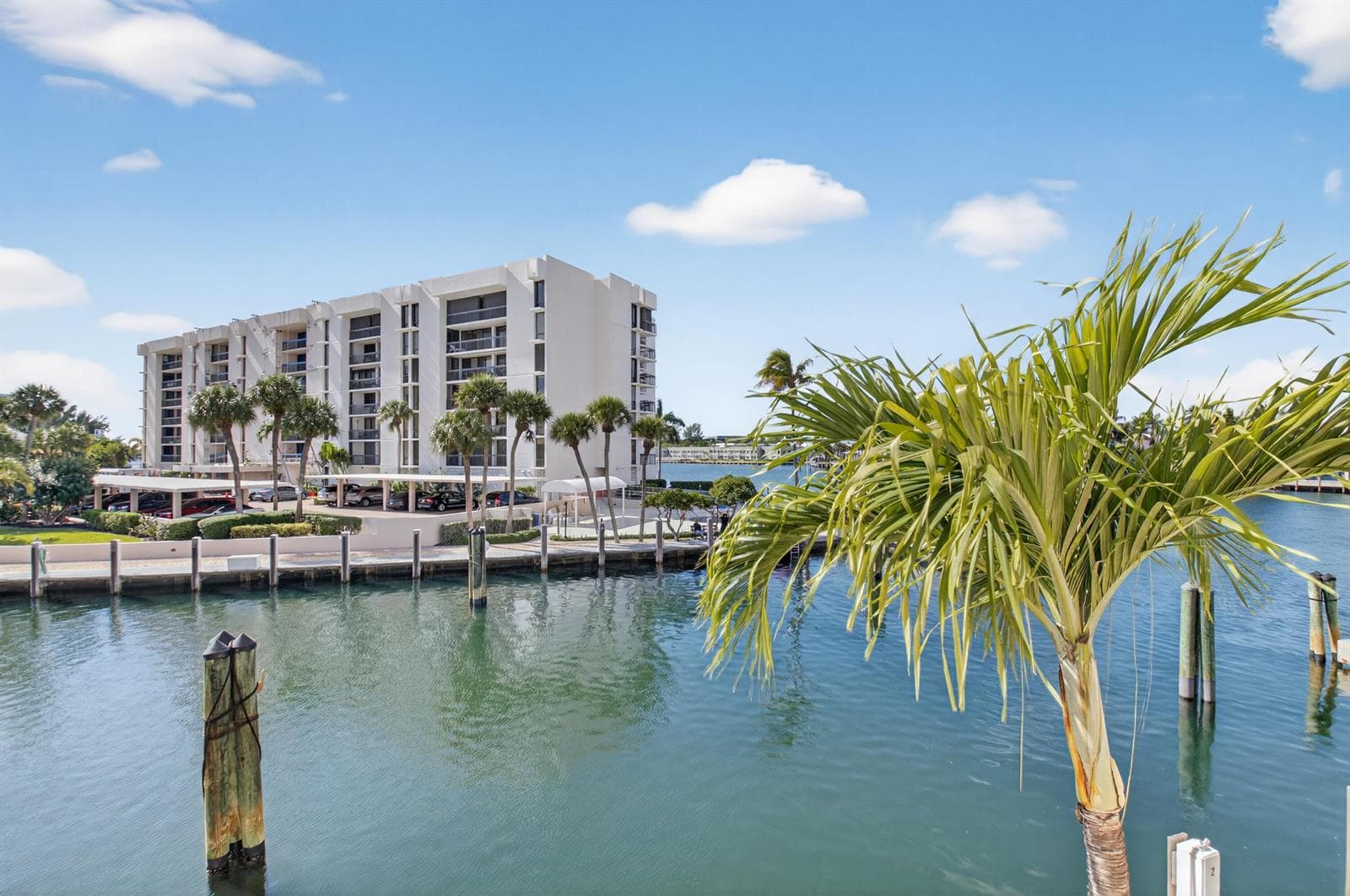 2701 N Ocean Boulevard #E201 1