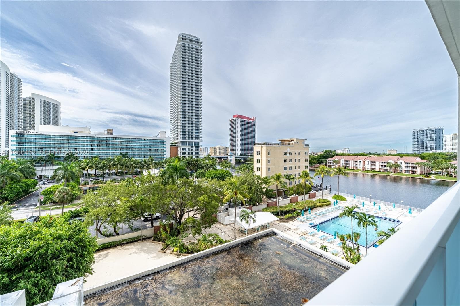 3800 S Ocean Dr 508 photo 17