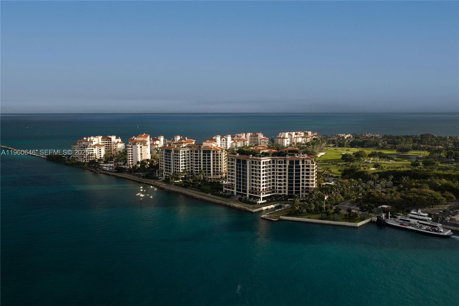 6800 Fisher Island Drive 6851 photo 24
