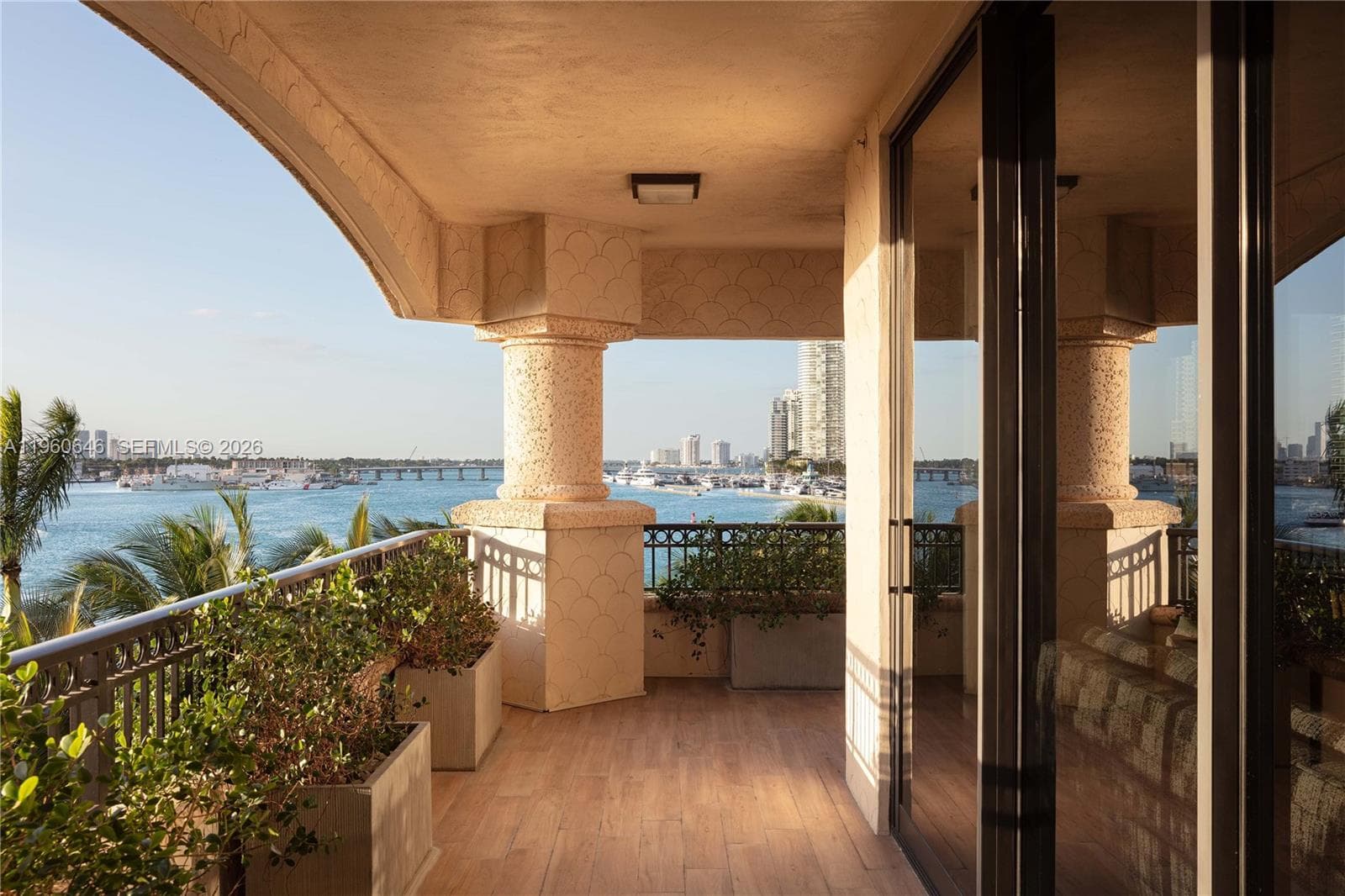 6800 Fisher Island Drive 6851 photo 19