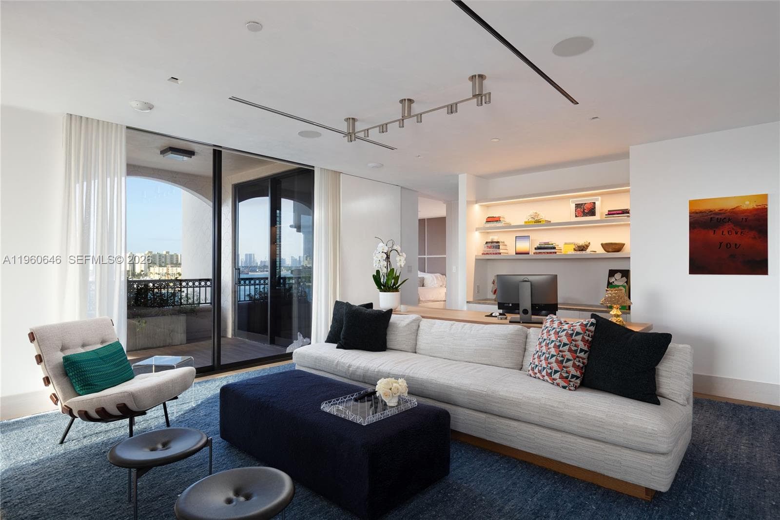 6800 Fisher Island Drive 6851 photo 8