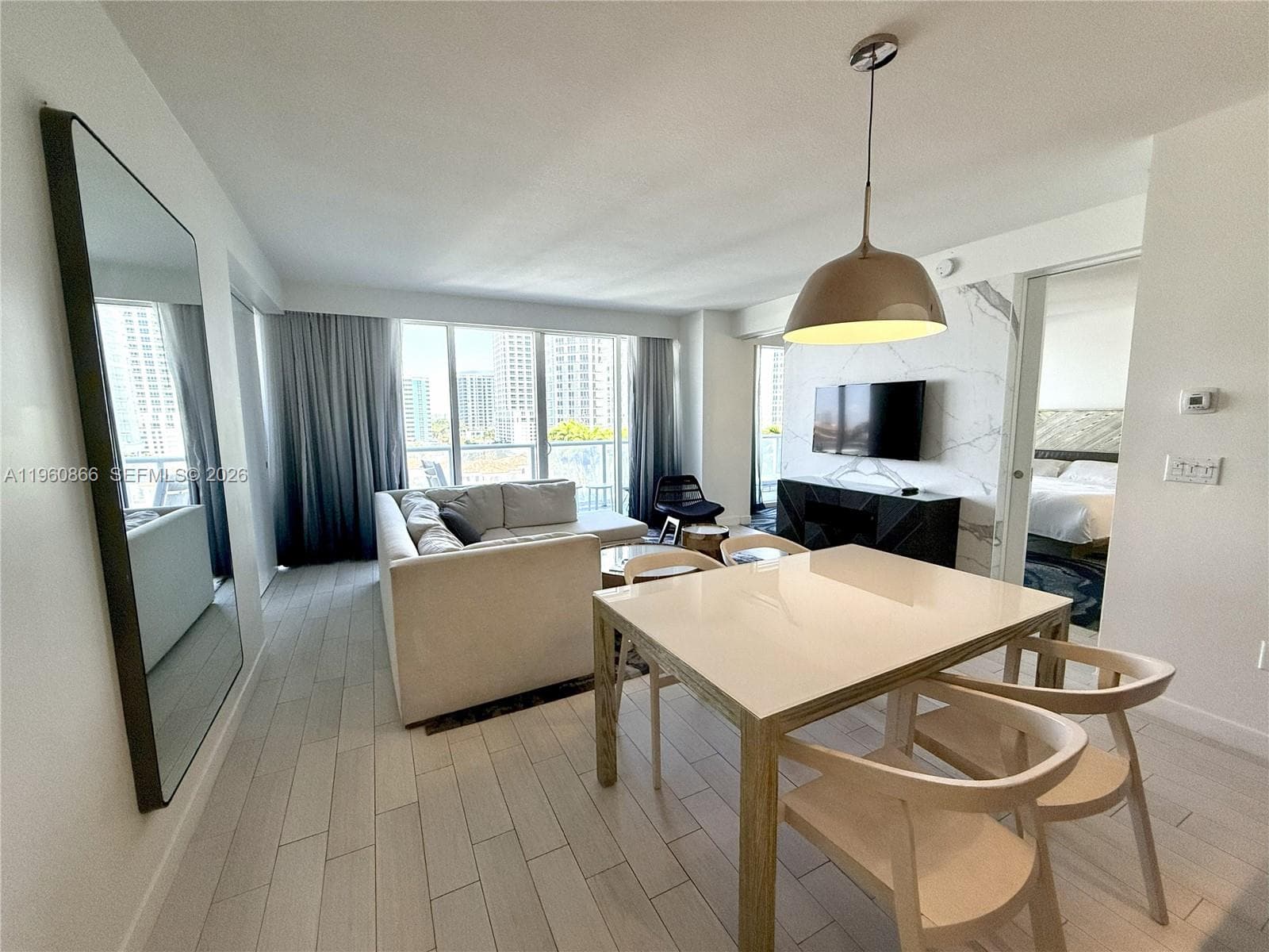 3101 Bayshore Dr 1