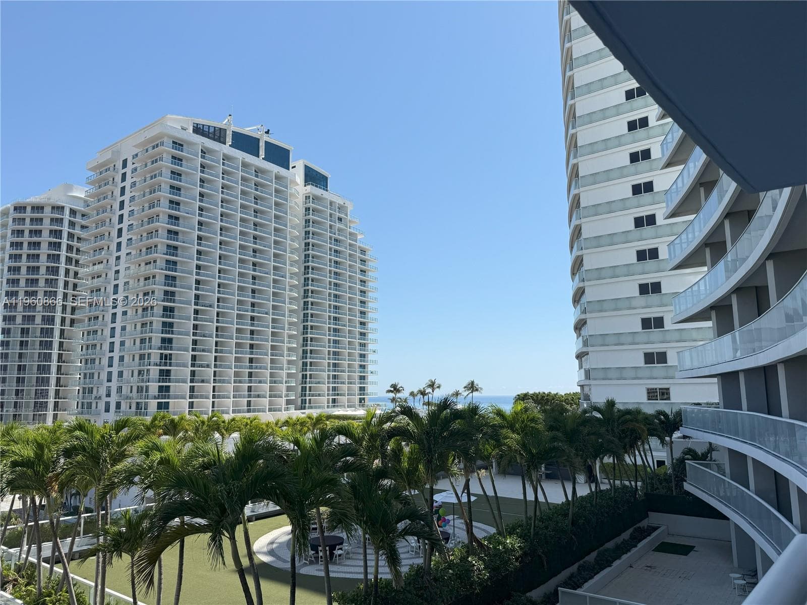 3101 Bayshore Dr 704 photo 8