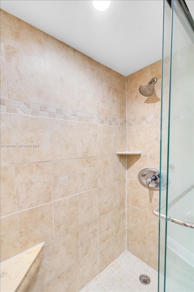 3000 Ocean Dr 3B photo 9