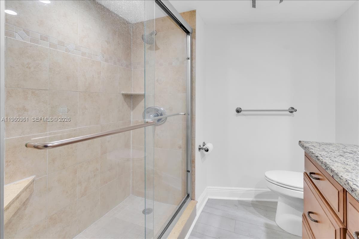 3000 Ocean Dr 3B photo 8