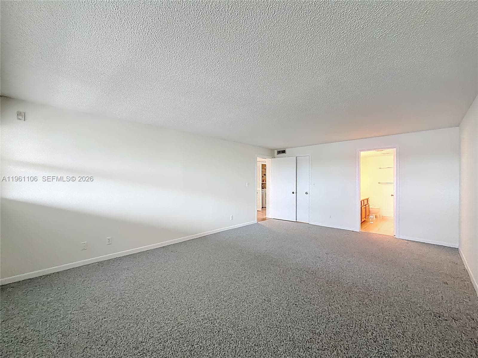 1710 Ocean Ln 404 photo 24