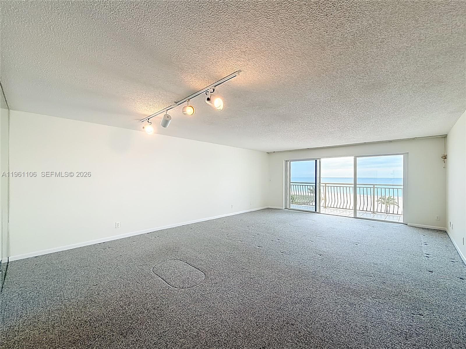 1710 Ocean Ln 404 photo 15