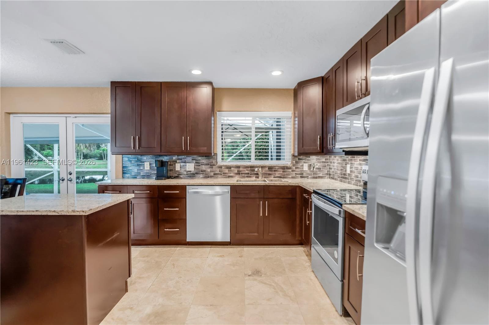 21451 Sawmill Ct photo 15