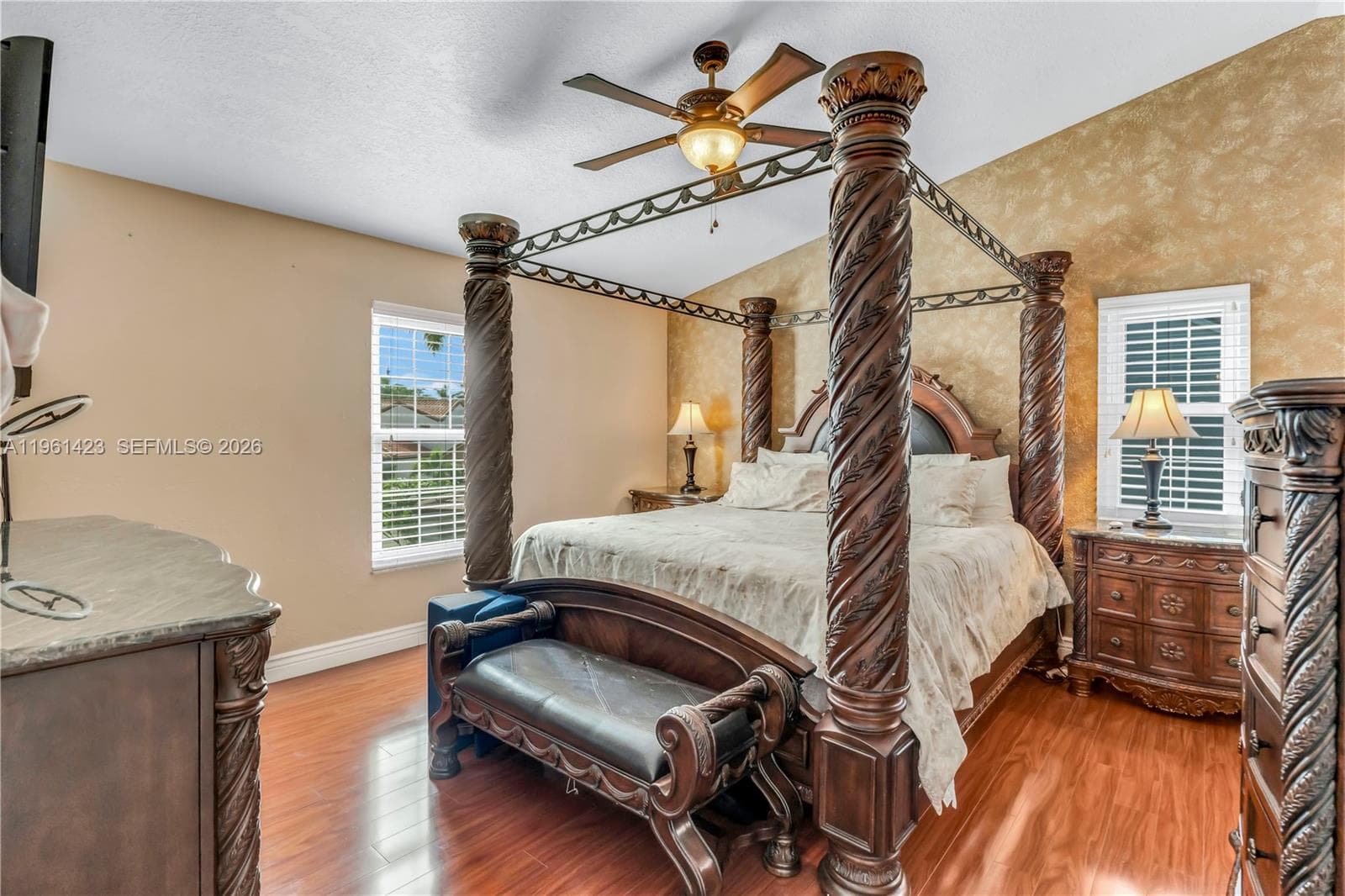 21451 Sawmill Ct photo 19