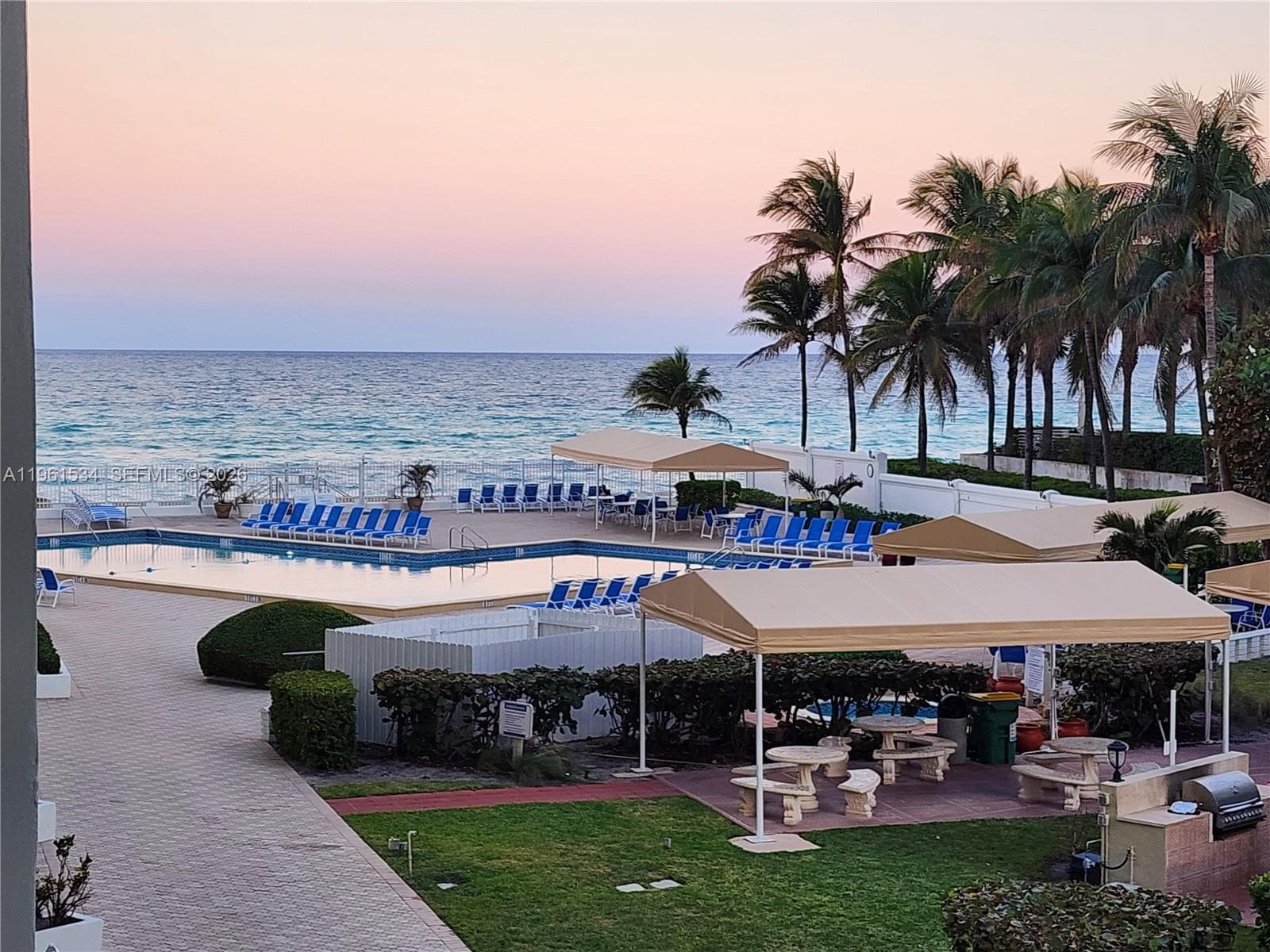 3505 S Ocean Dr 218 photo 1
