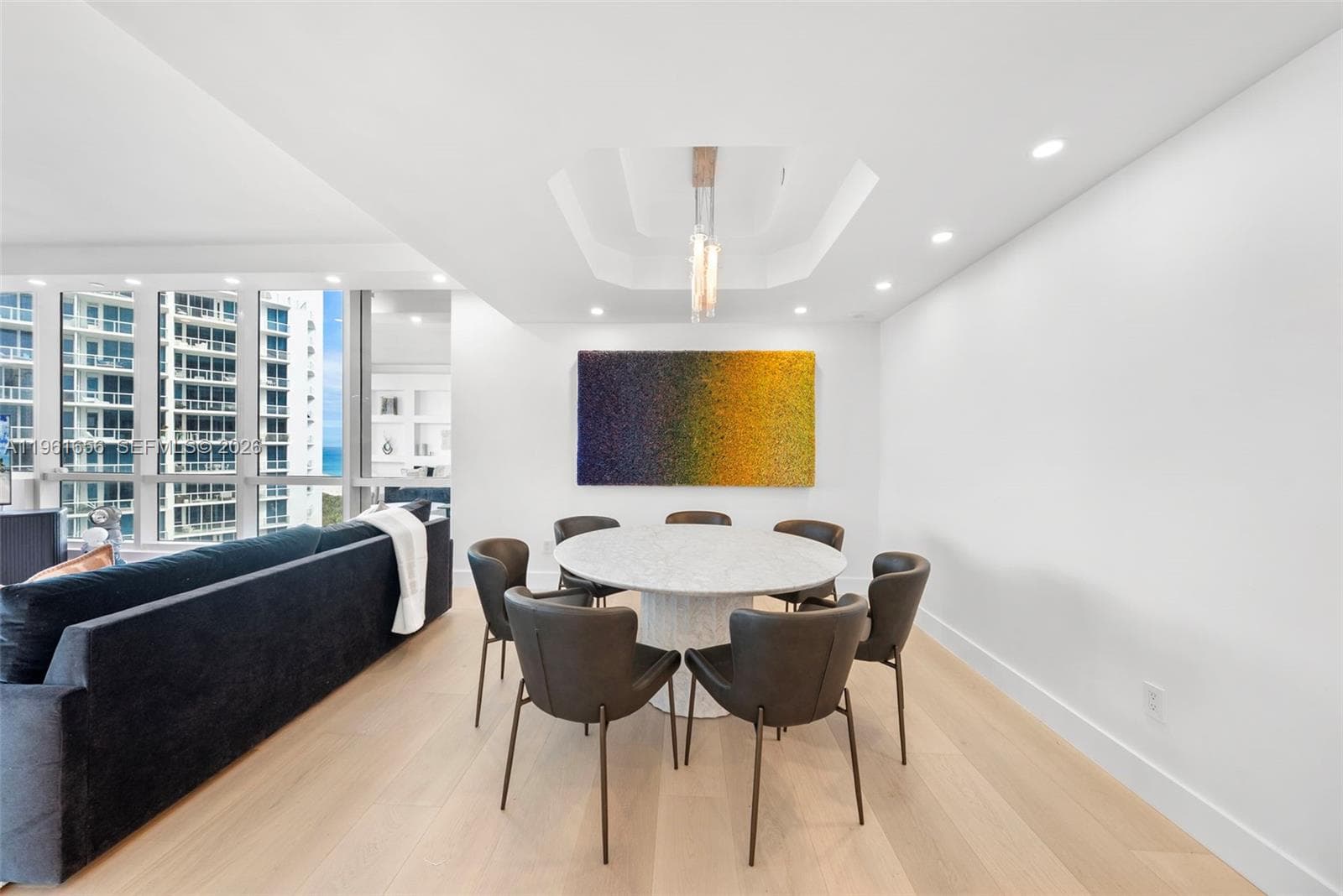 100 Pointe Dr 3