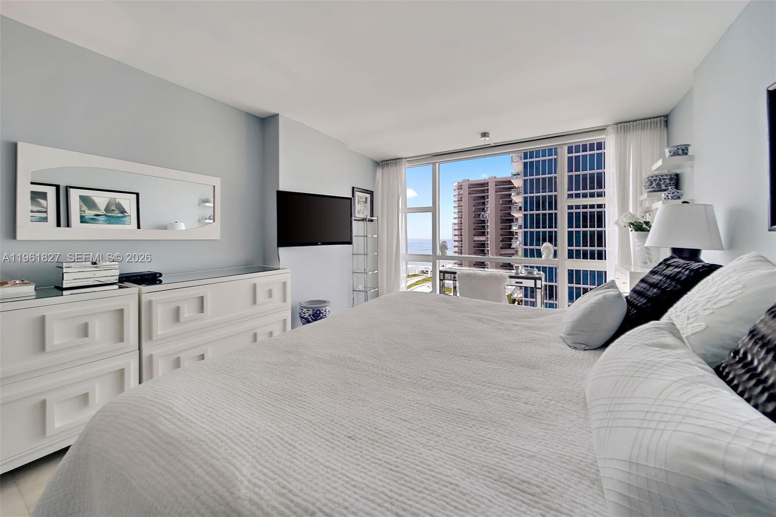 6801 Collins Ave 1110 (Door 1106) photo 16