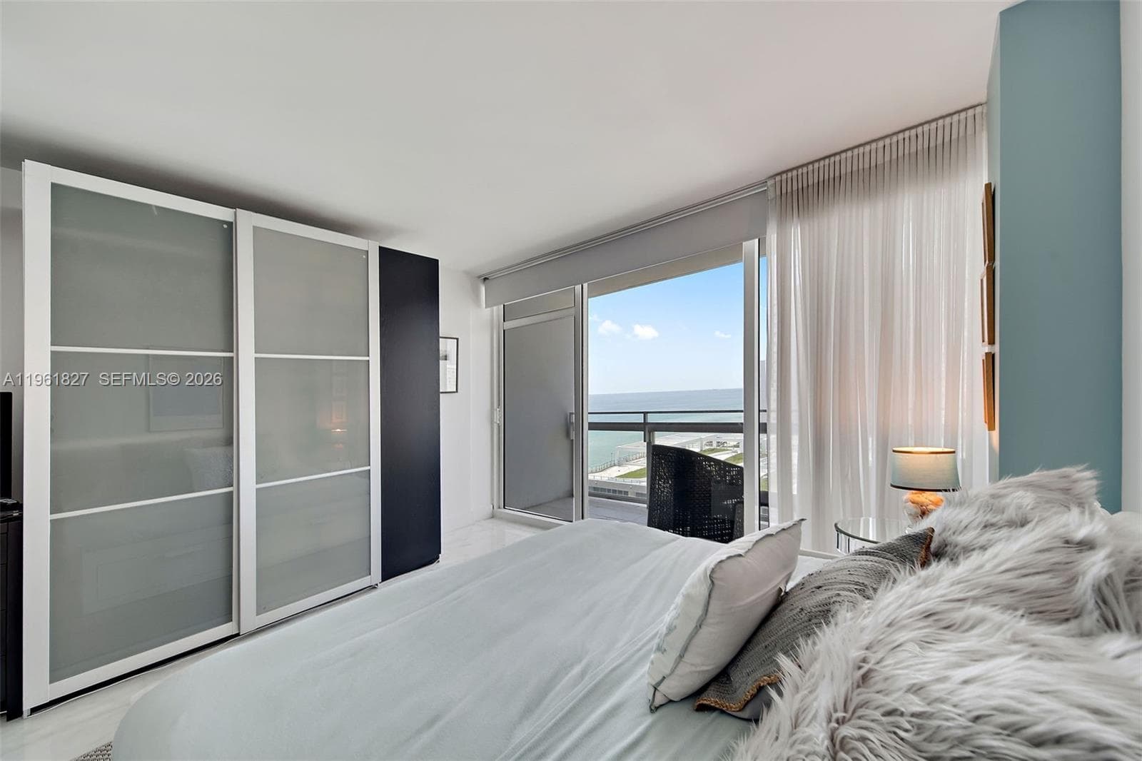 6801 Collins Ave 1110 (Door 1106) photo 7
