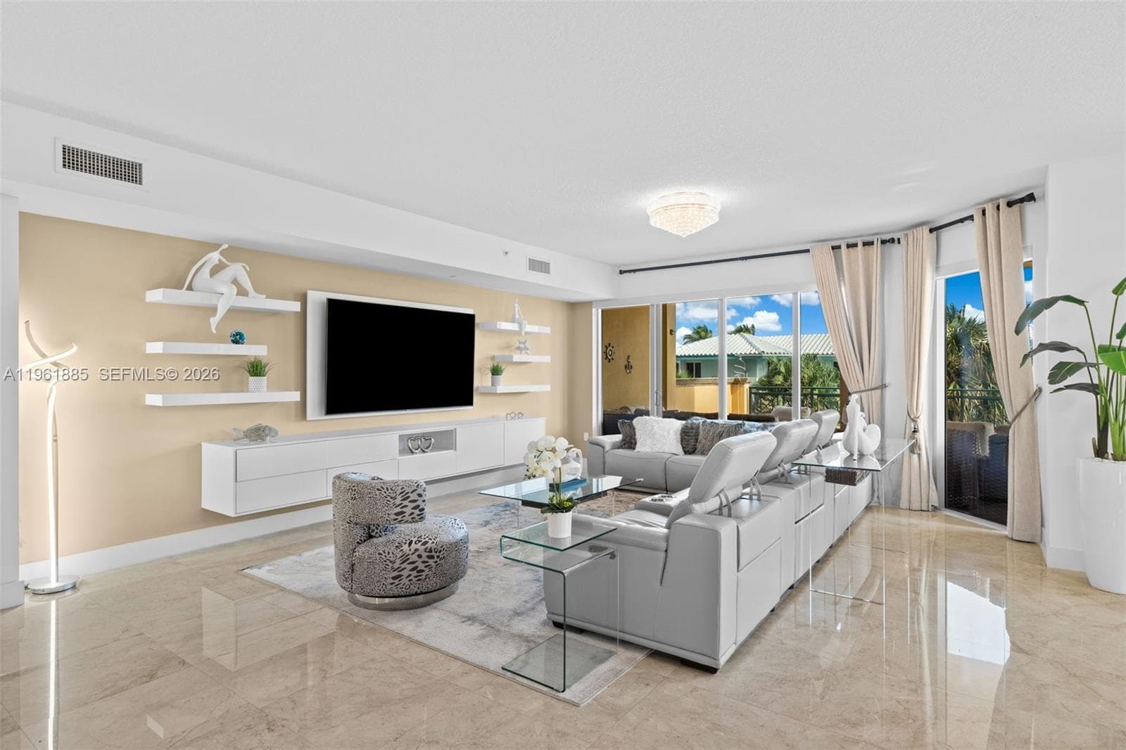 3415 Ocean Dr 3