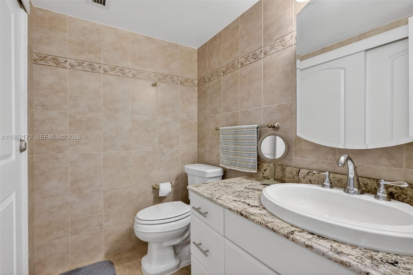 1849 S Ocean Dr 905 photo 25