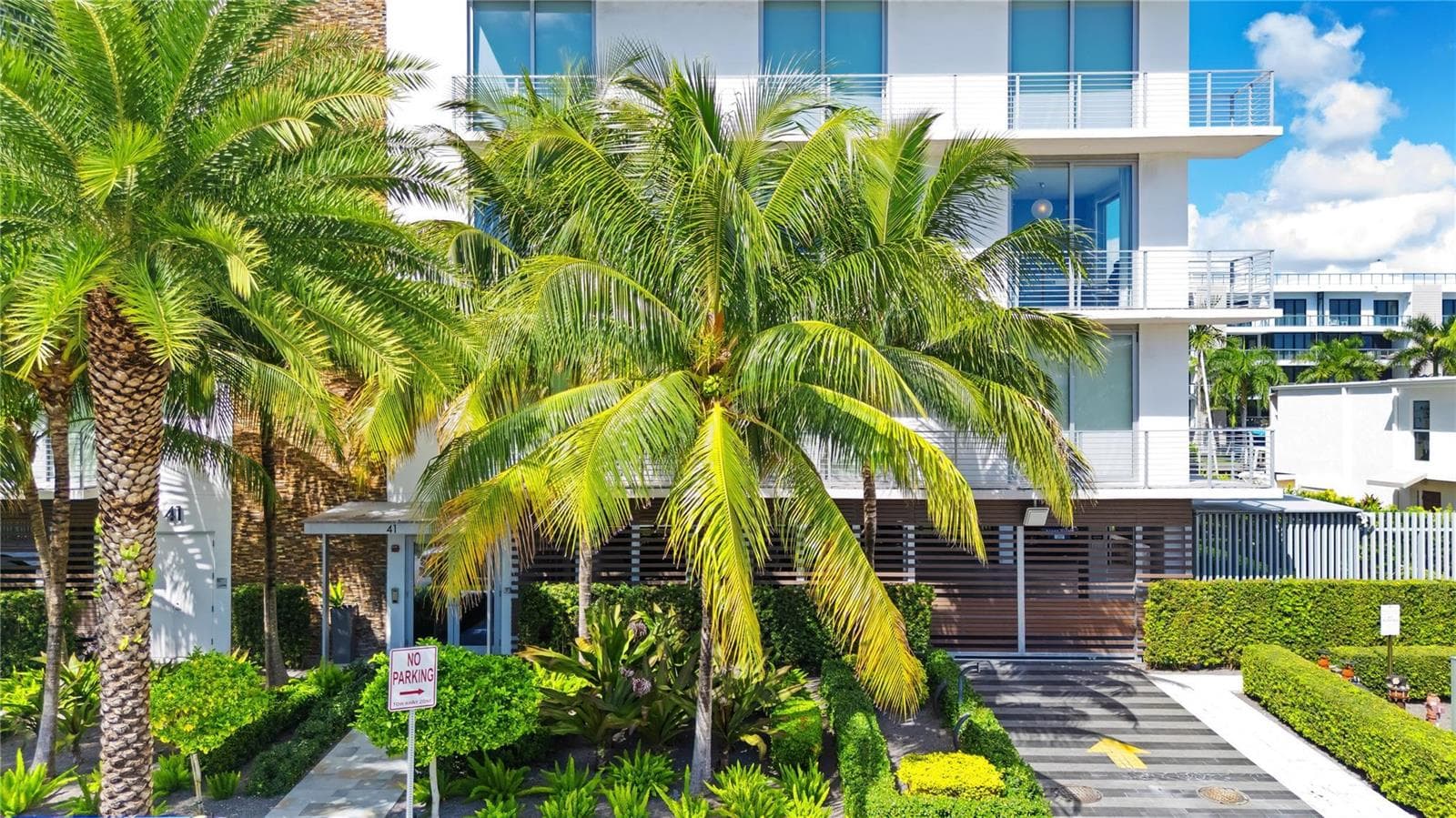 41 Isle Of Venice Drive #Ph 502 2