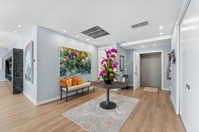 41 Isle Of Venice Drive #Ph 502 5
