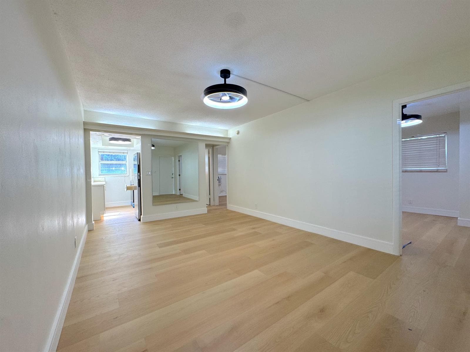 2815 NE 33rd Avenue #106 4